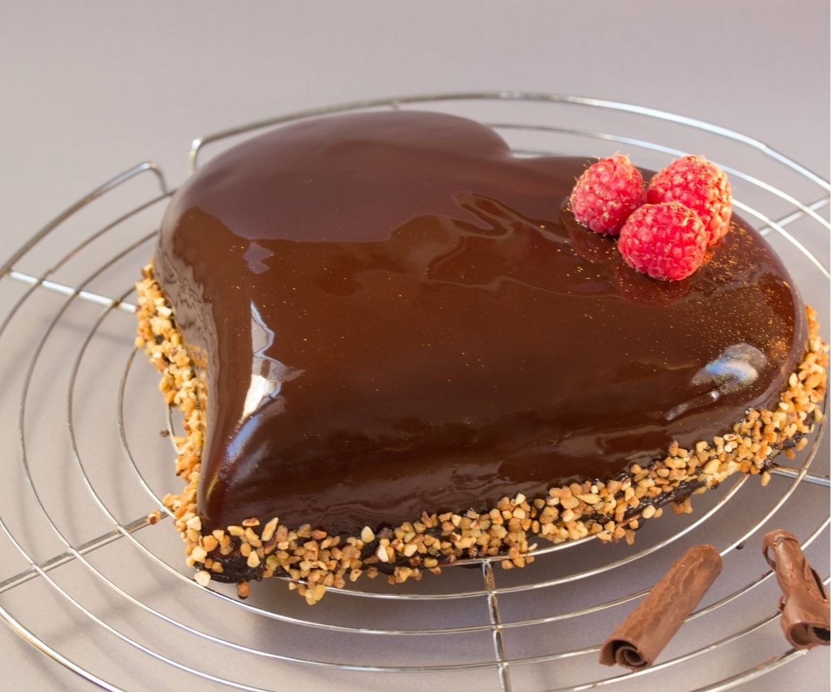 Chocolate Mirror Cake
