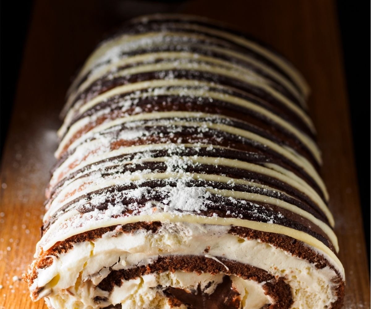 Mary Berry Chocolate Roulade