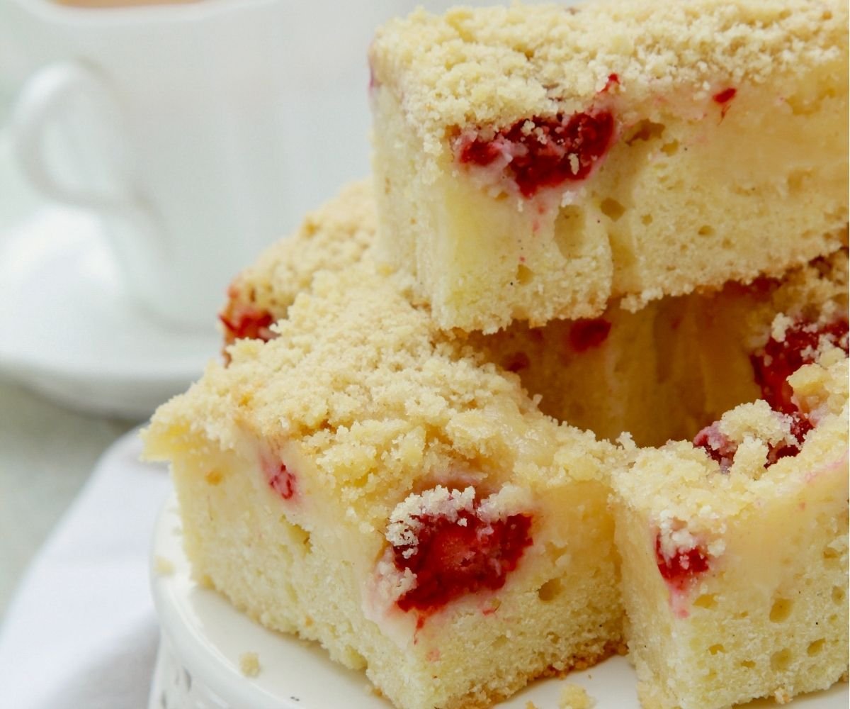 Mary Berry's English Cherry Cake