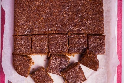 Mary Berry's Traditional Parkin