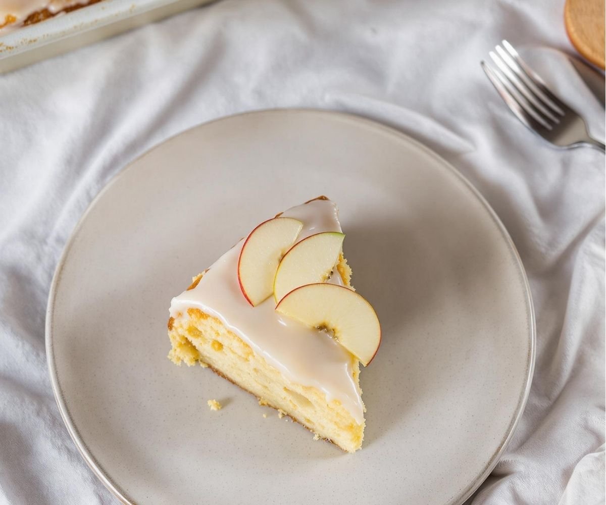 Apple and Vanilla Sheet Cake