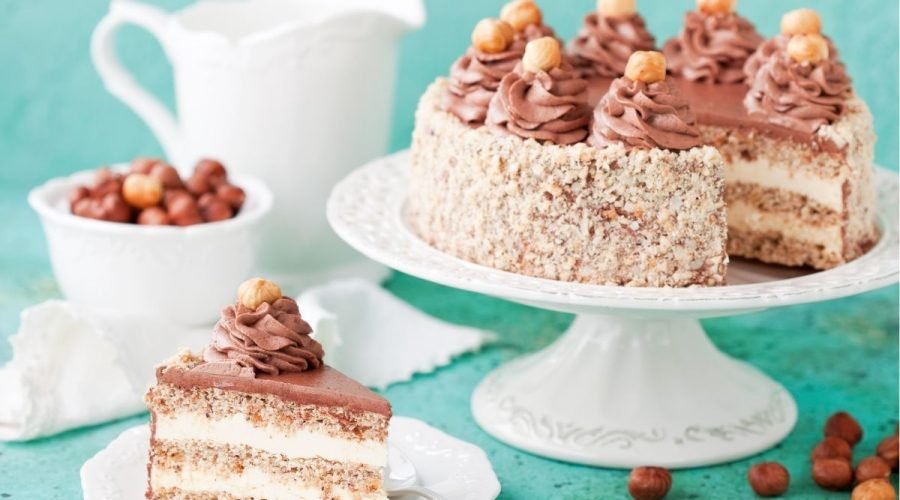 Hazelnut Meringue Cake