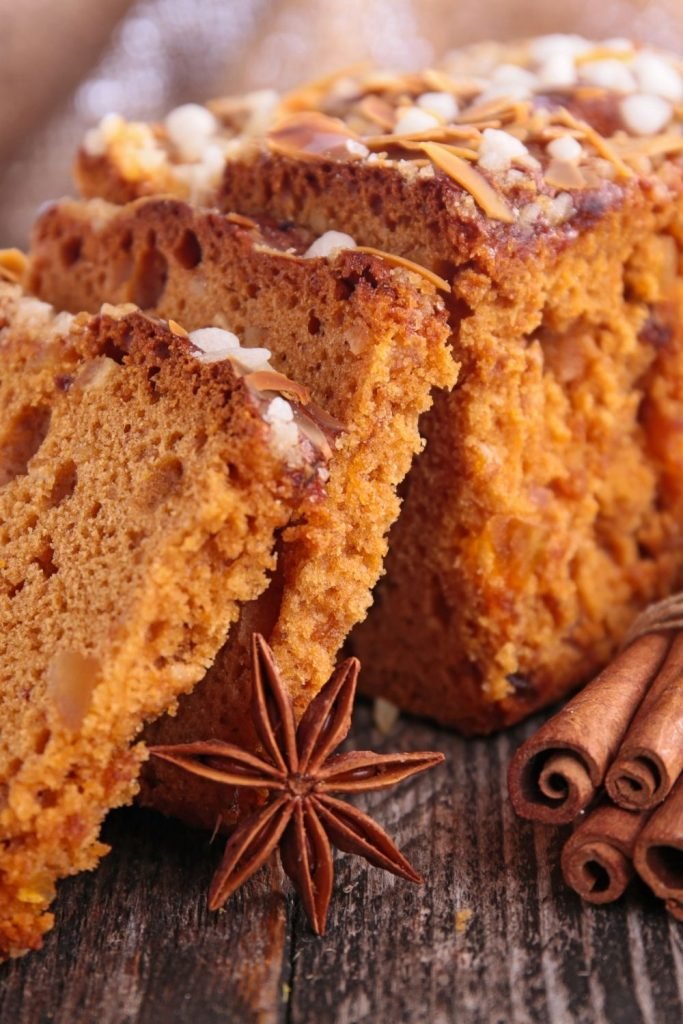 Gingerbread Cake