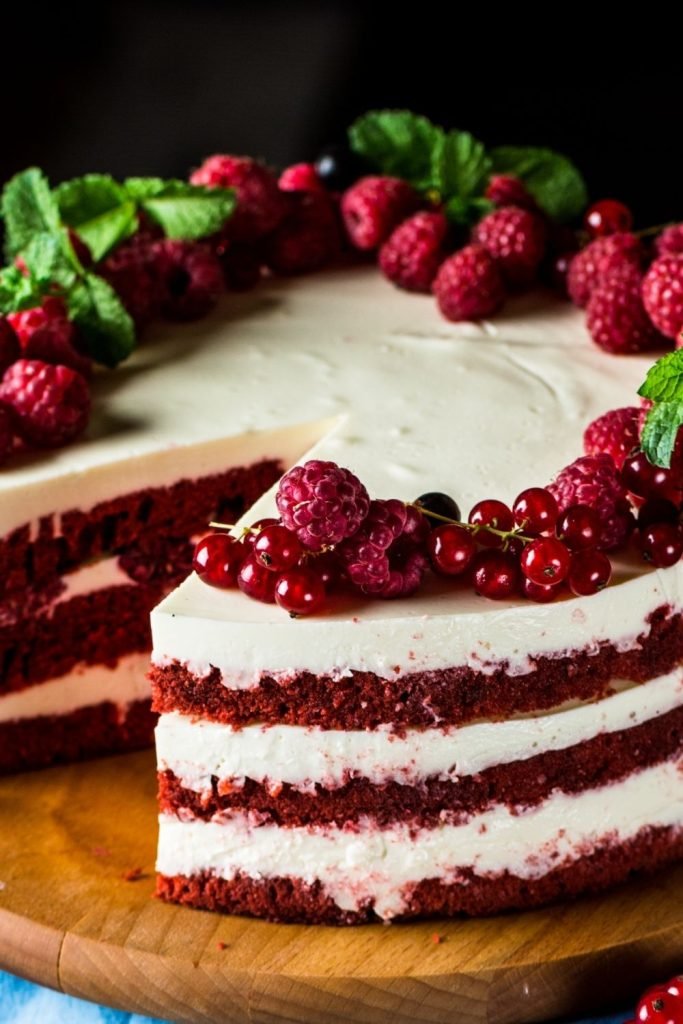 Red Velvet Christmas Cake