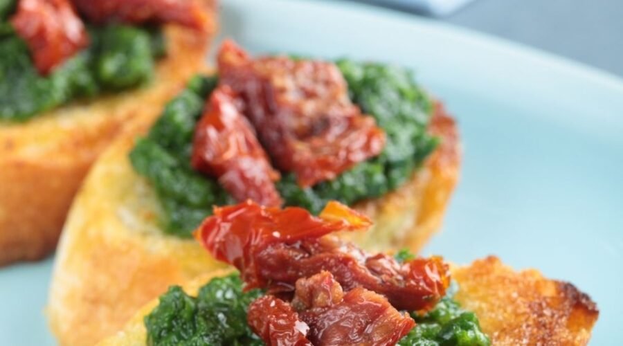 Sun-dried Tomato Crostini