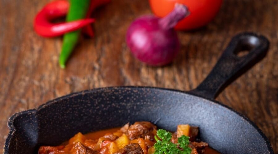 hungarian goulash mary berry
