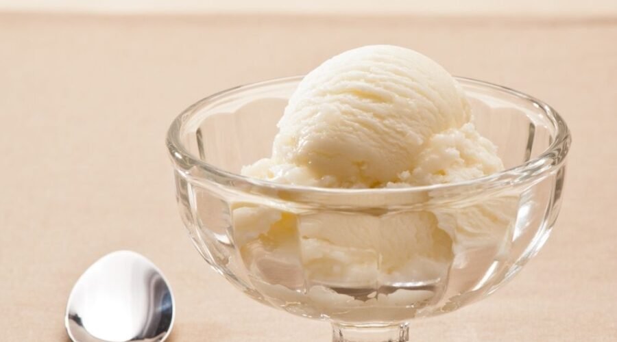 Mary Berry Quick vanilla ice cream