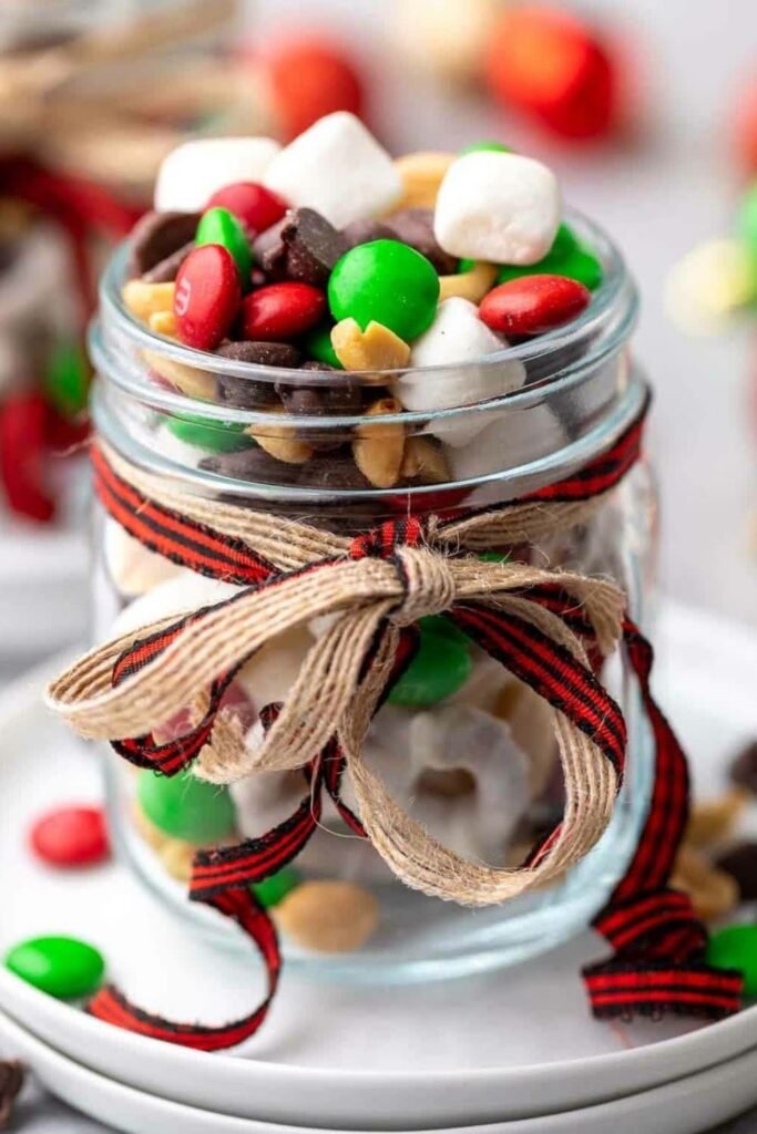 Mason Jar Christmas Trail Mix Gifts