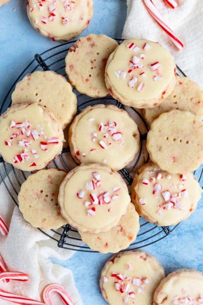Peppermint Shortbread With White Chocolate Glaze